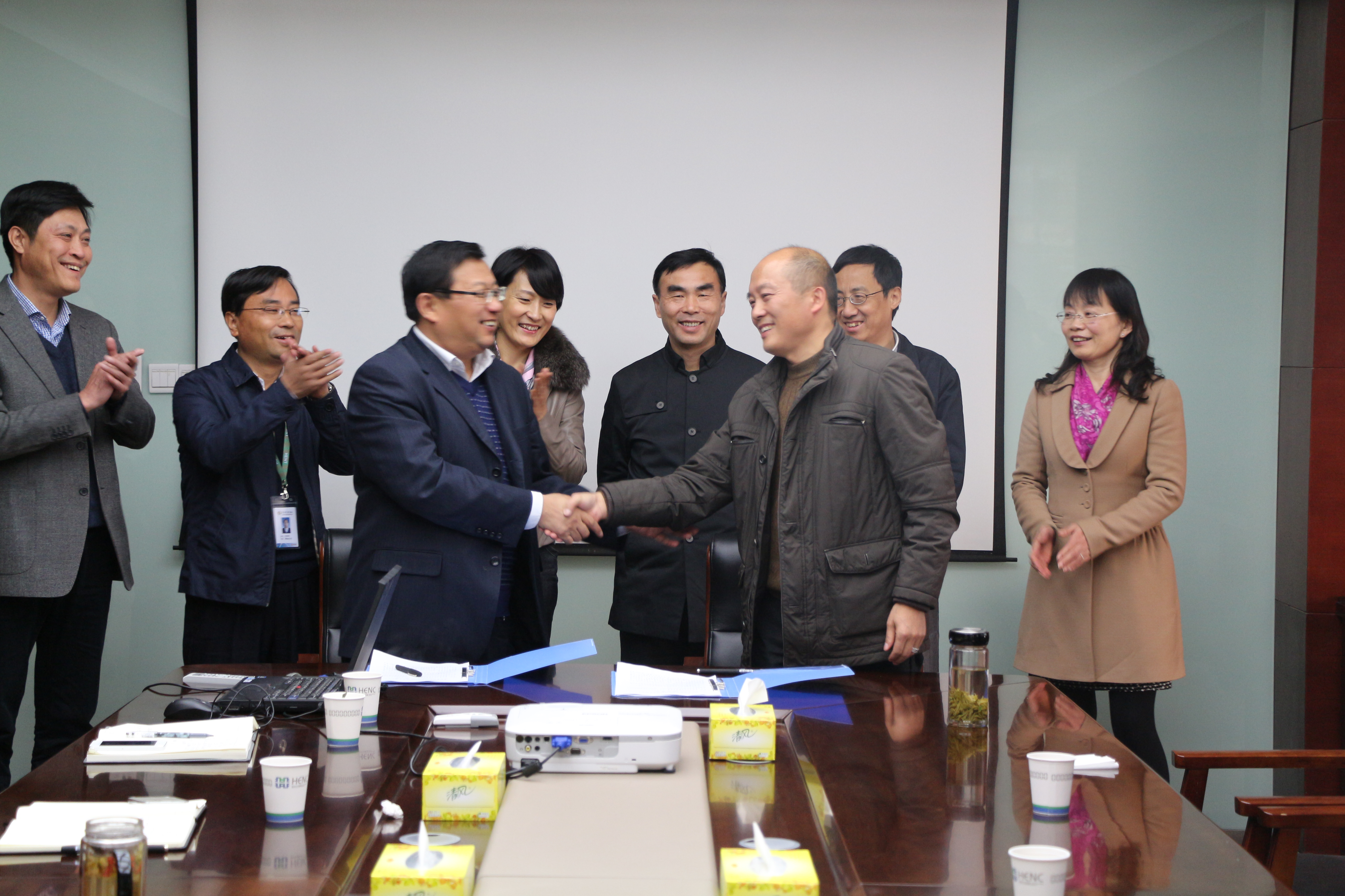 生态新城举行福地路社区卫生服务中心合作协议签约仪式