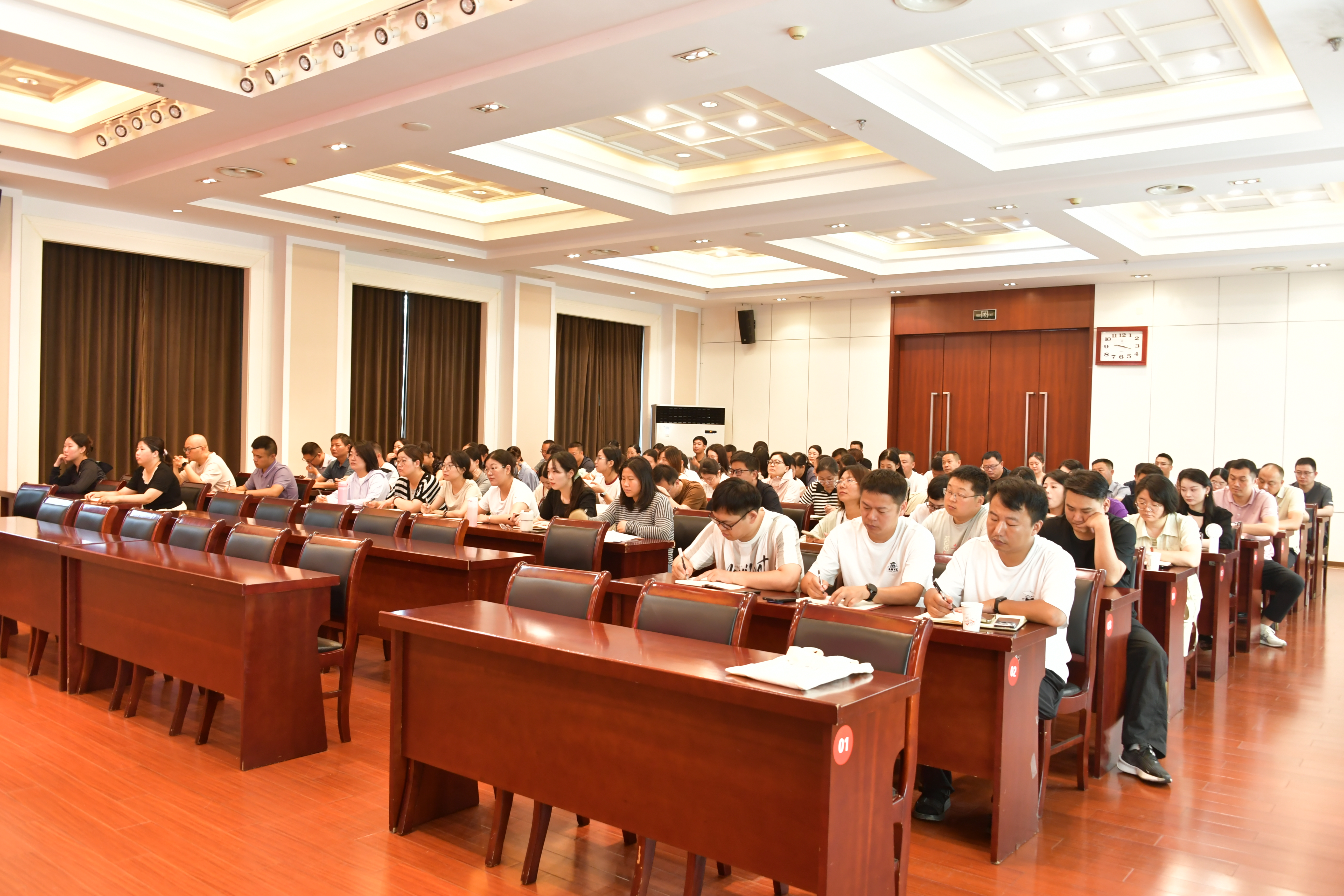 图片3.JPG